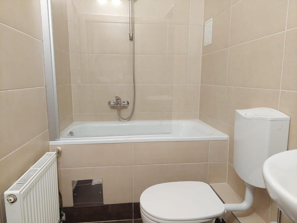 Balcony Apartment, 5 Min Walk To First District Viena Exterior foto